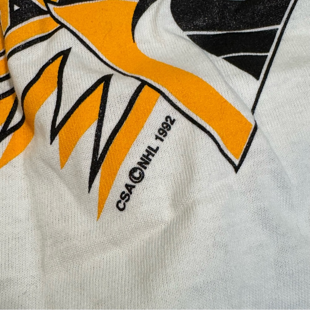 NWT Vintage 90s Pittsburgh Penguins Onsies 12 months NHL - Picture 3 of 10